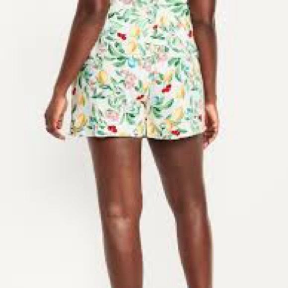 Old Navy High Waisted Linen Blend Wrap Front Mini Skort | Lemons - Picture 5 of 7